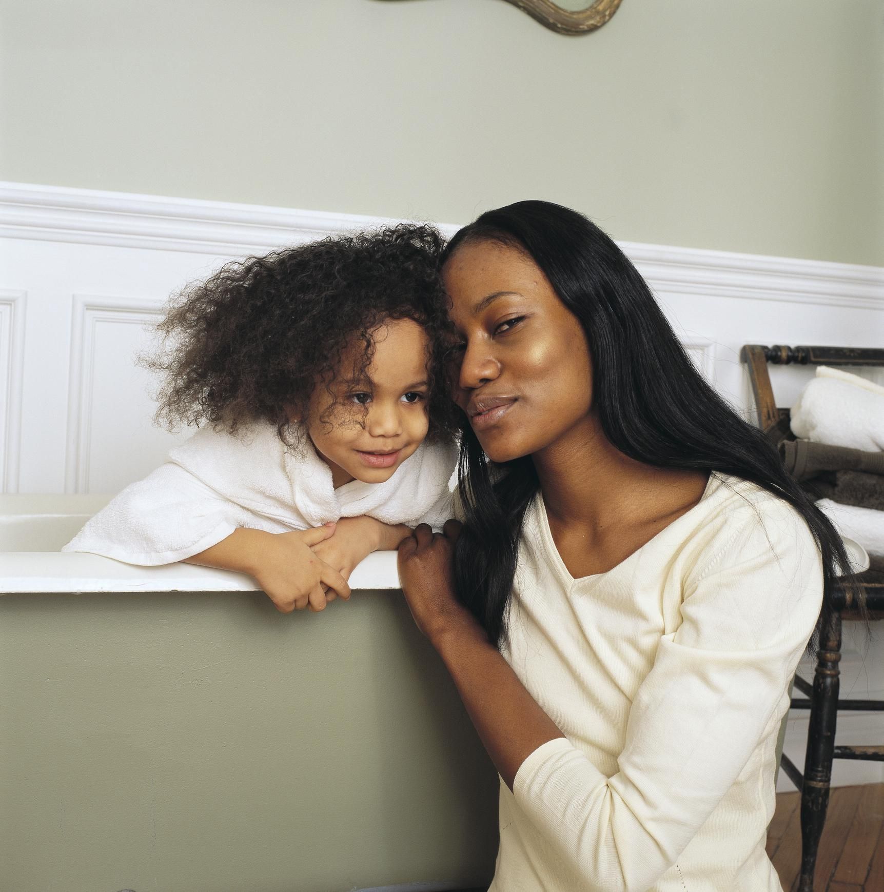 Do Americans Bathe Too Much? Dermatologists Say 'Yes' xoNecole Women