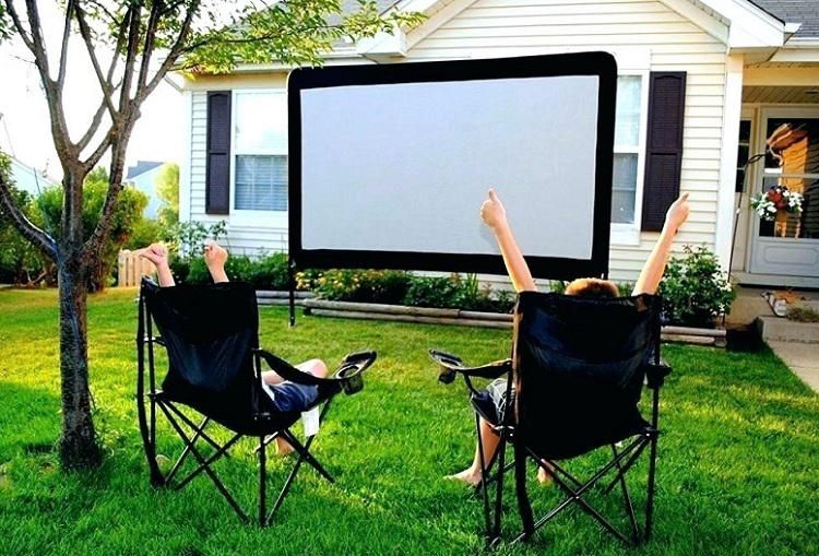 Your outdoor cinema in 4 easy steps
