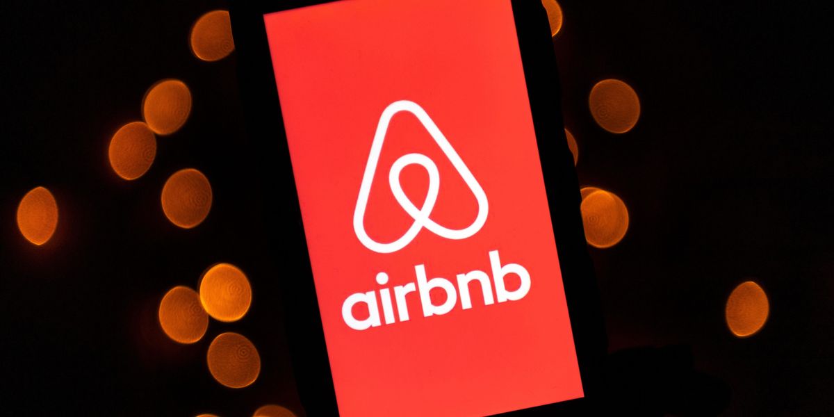 Airbnb Is Offering Free Housing to 20,000 Afghan Refugees