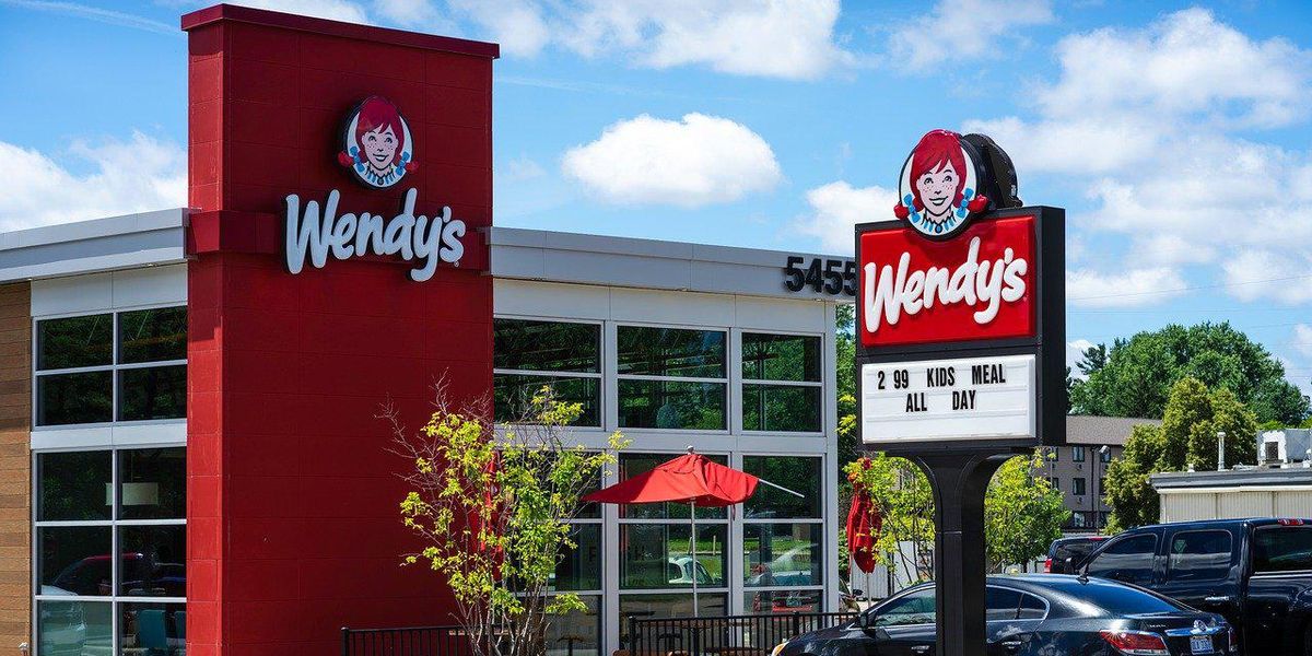 Foreigners Explain Which American Restaurants They've Always Wanted To Try