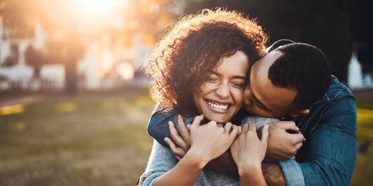 Fall's Coming: 8 Wonderful Health Benefits Of Cuddling
