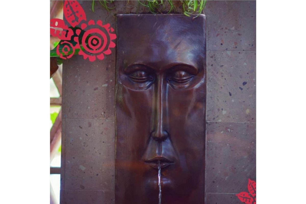 Stolen Fonda San Miguel fountain returns from its unexpected getaway