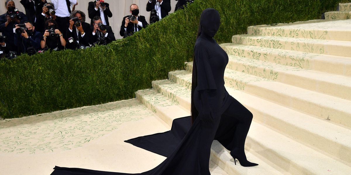 Kim Kardashian's Met Gala Look Is Meme Gold