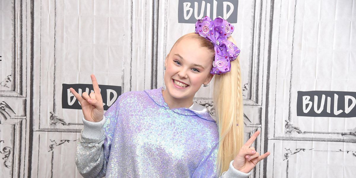 JoJo Siwa Accuses Nickelodeon of Treating Her as 'Only a Brand'