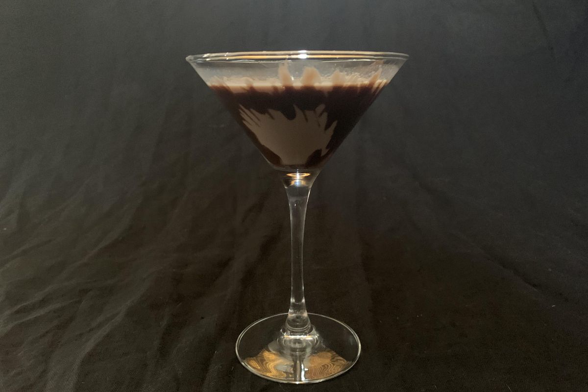 It's A Bonus Wonkette Happy Hour, With A Thanksgiving Chocolate Martini!