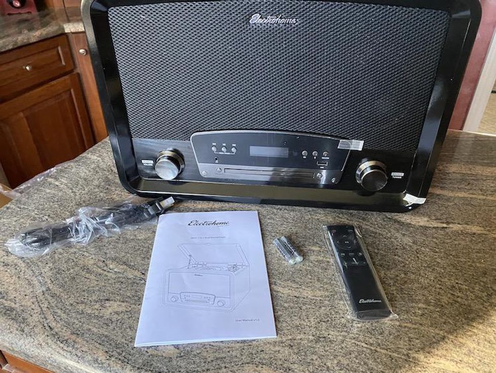 Electrohome Kingston 7in1 Vinyl Record Player Review Gearbrain