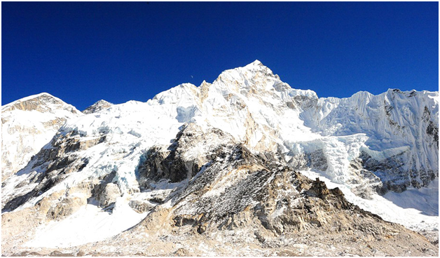 Which month is best for the Everest Base Camp trek?
