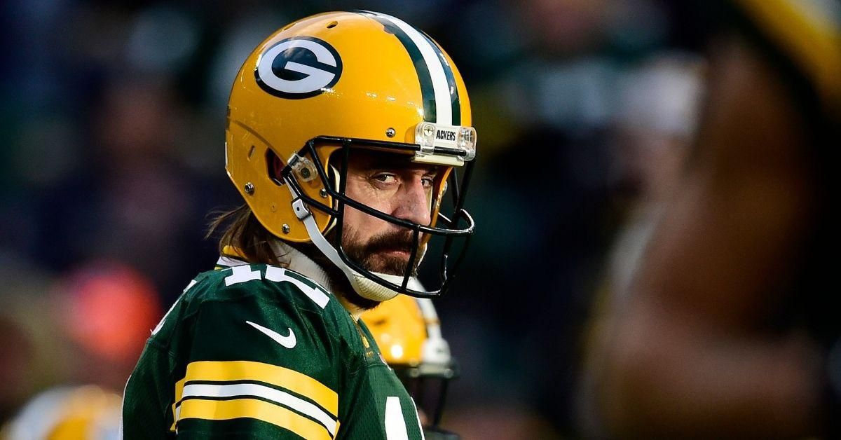 Viewers Stunned After NFL Commentator Says No One Has Been 'More Honest' Than Aaron Rodgers