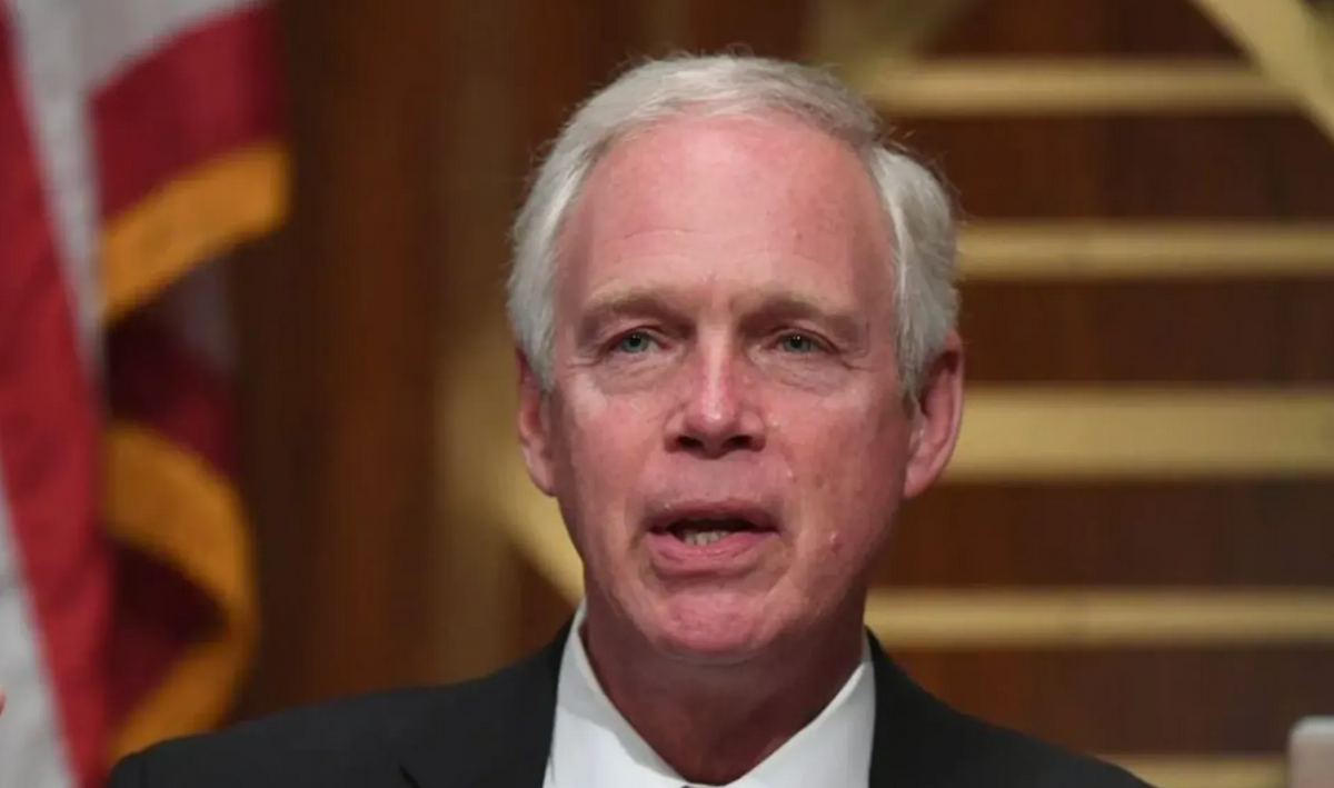 GOP Senator Tweets Poll Asking if Senate Should End Filibuster—and It Backfired Spectacularly