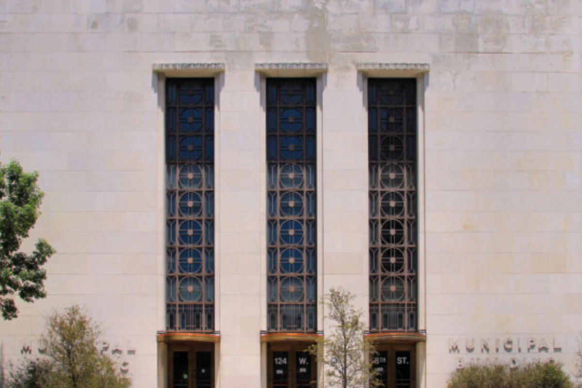 Downtown court relocation plans draw mounting criticism