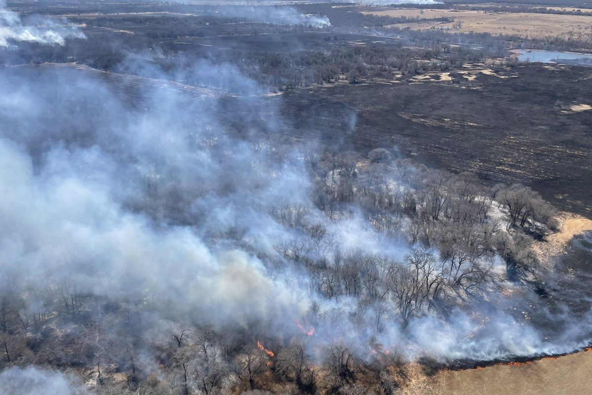 Texas fires lead to hazy, smoky air in Austin
