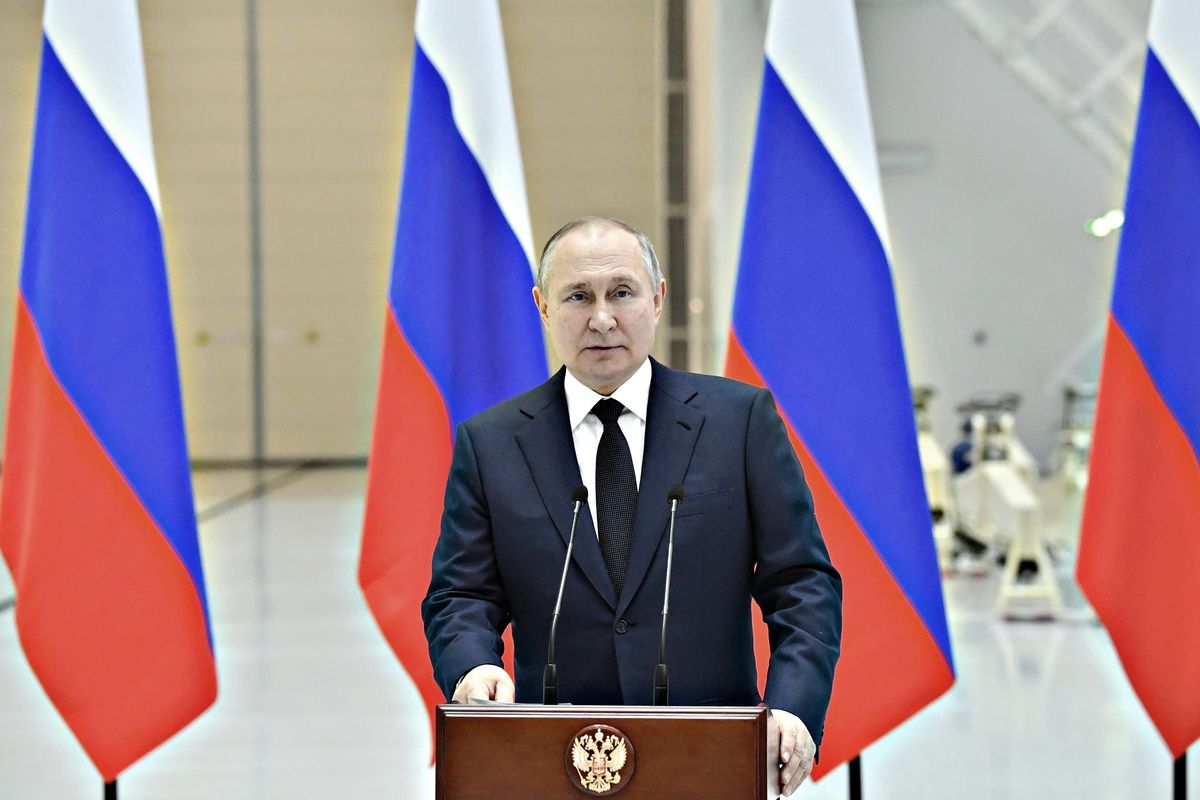 Putin pronto con le contromosse: 7 miliardi e 500 aziende in ostaggio