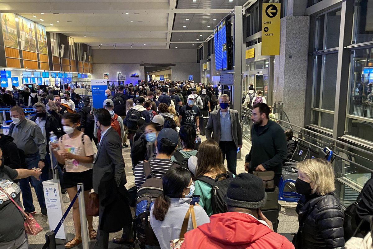 8K travelers experienced the Monday airport traffic jam, one visitor shared his experience