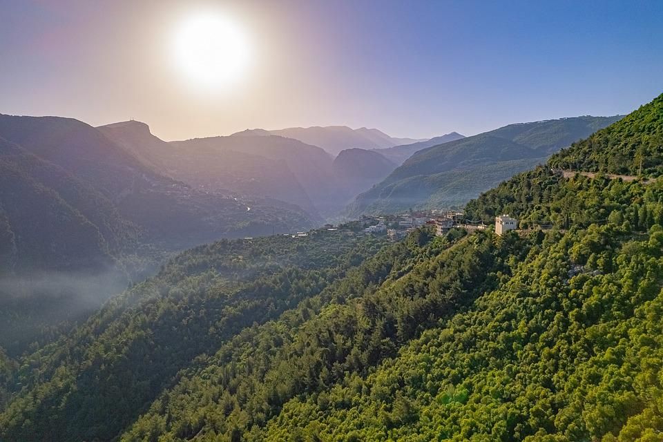 https://www.maxpixel.net/Lebanon-Sky-View-Mountains-Landscape-Nature-Sun-7240830