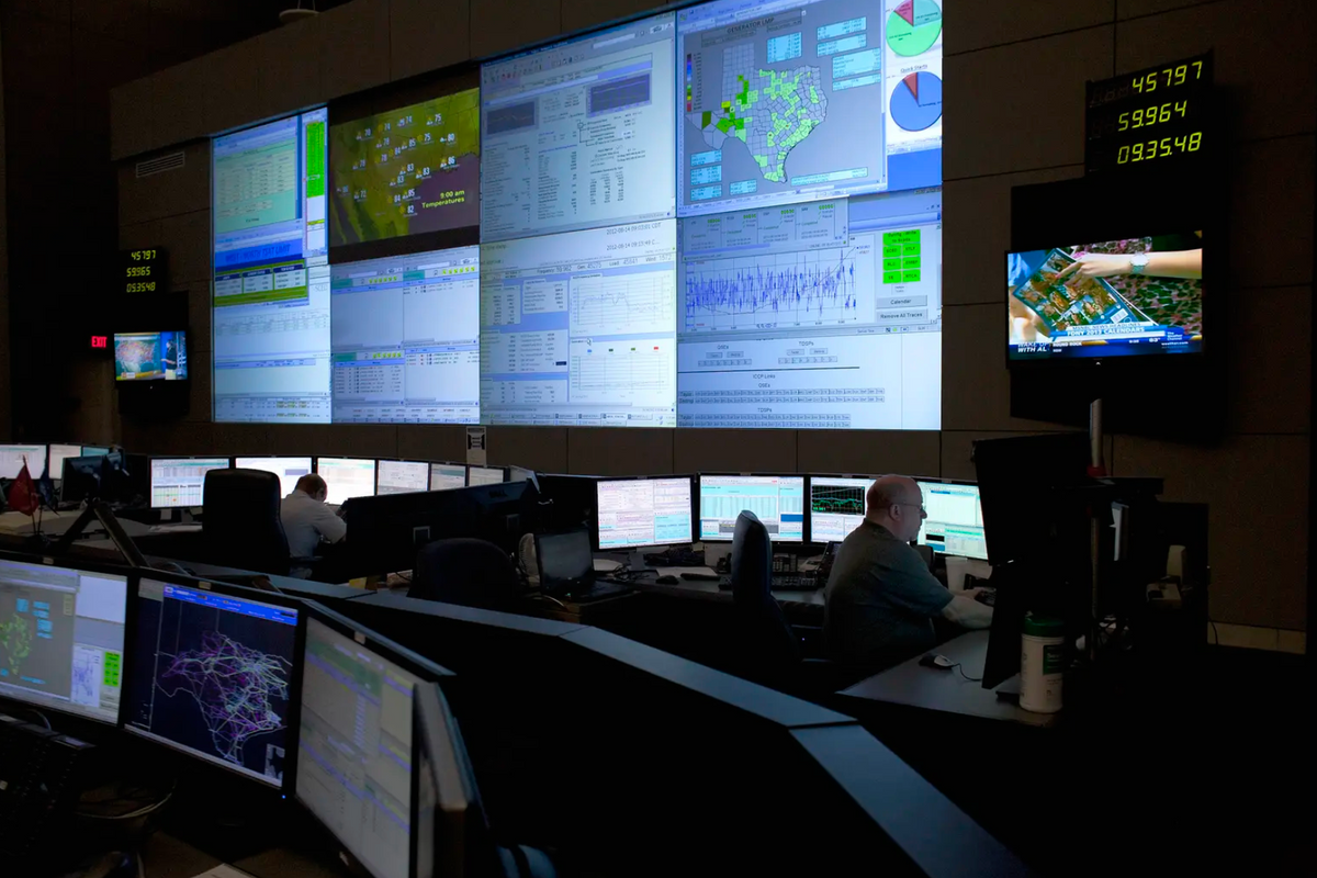 Texas grid operator urges electricity conservation as heat wave drives up demand