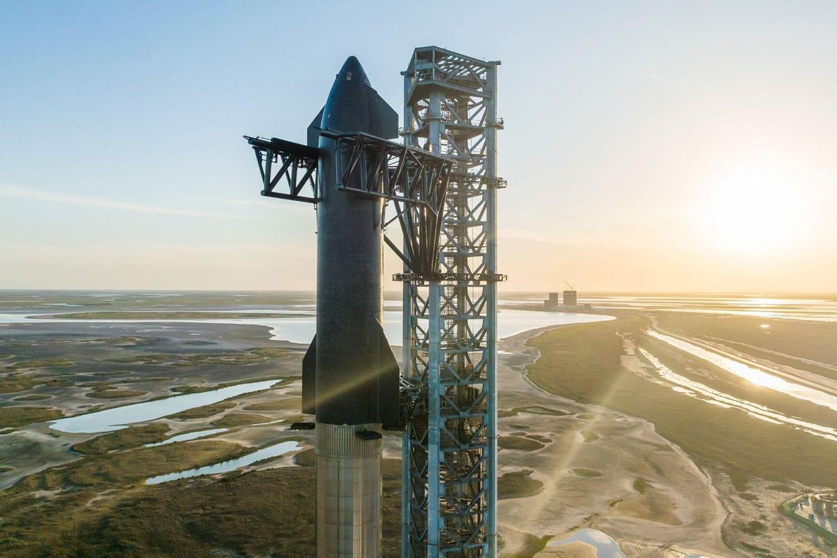 Report: SpaceX building facility 19 miles away from Austin's Tesla factory