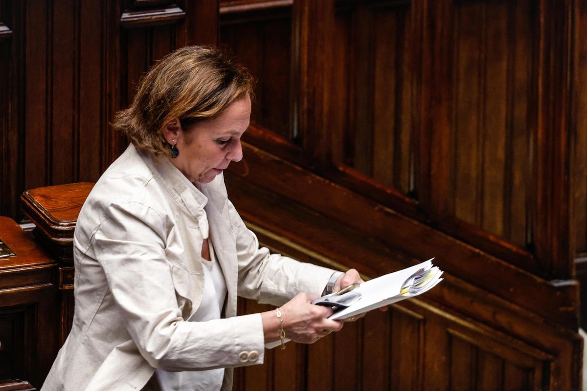 L'ultimo valzer della Lamorgese. Lascia tre regioni sotto assedio