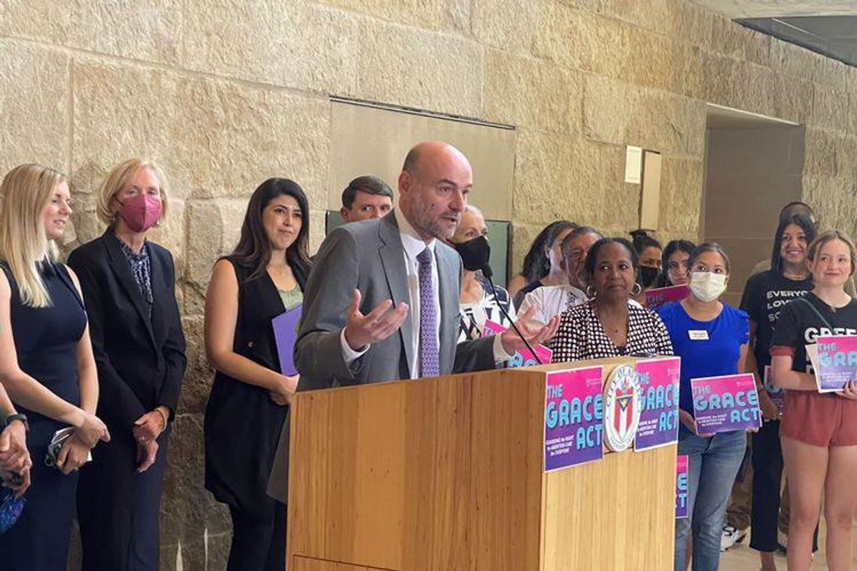 Austin City Council moves to de-prioritize prosecuting abortions
