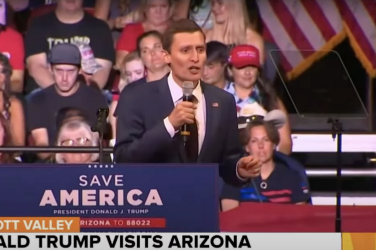 Soulless Automaton Blake Masters Will Most Likely Take On AZ Senator Mark Kelly