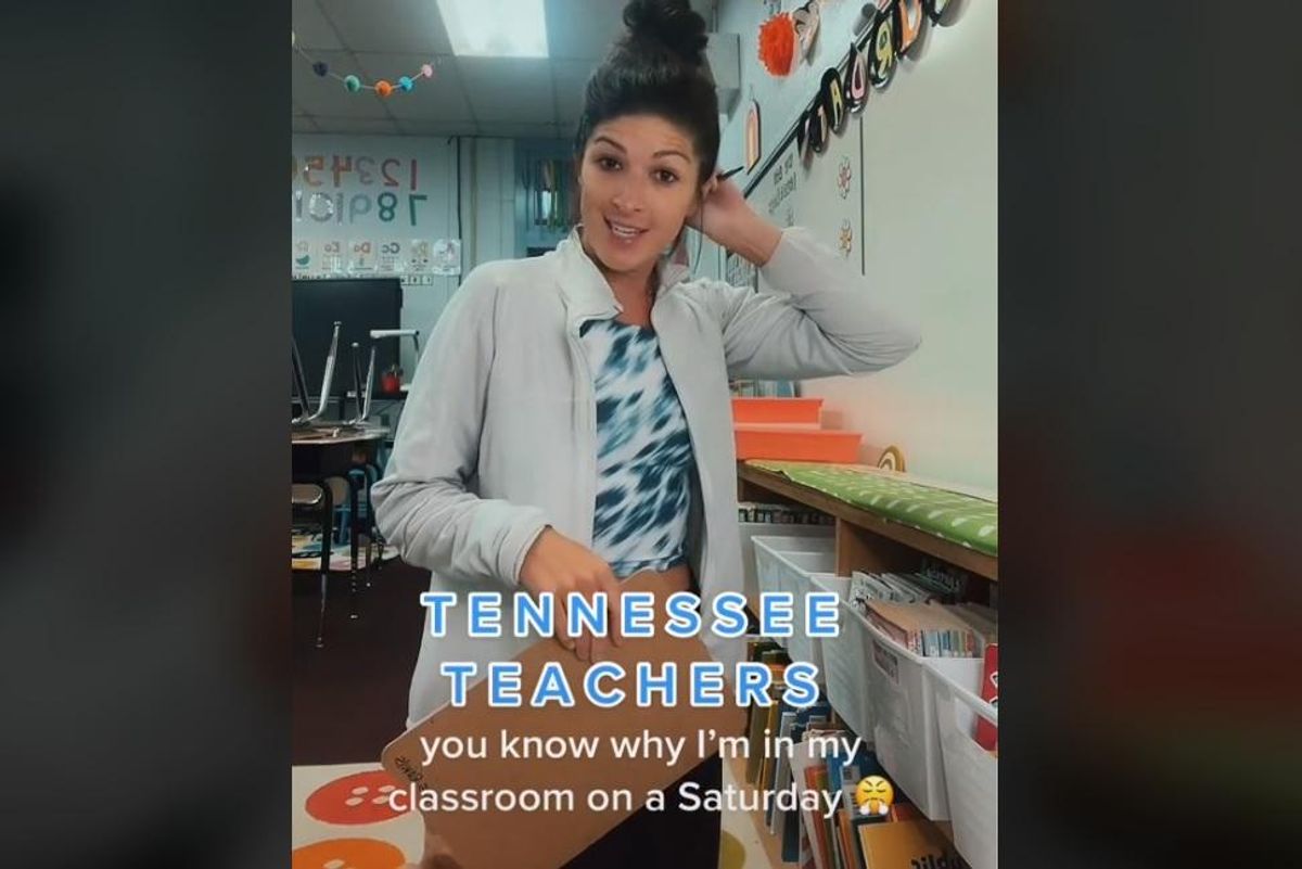 Tennessee Teachers Barred From Having Classroom ... Books