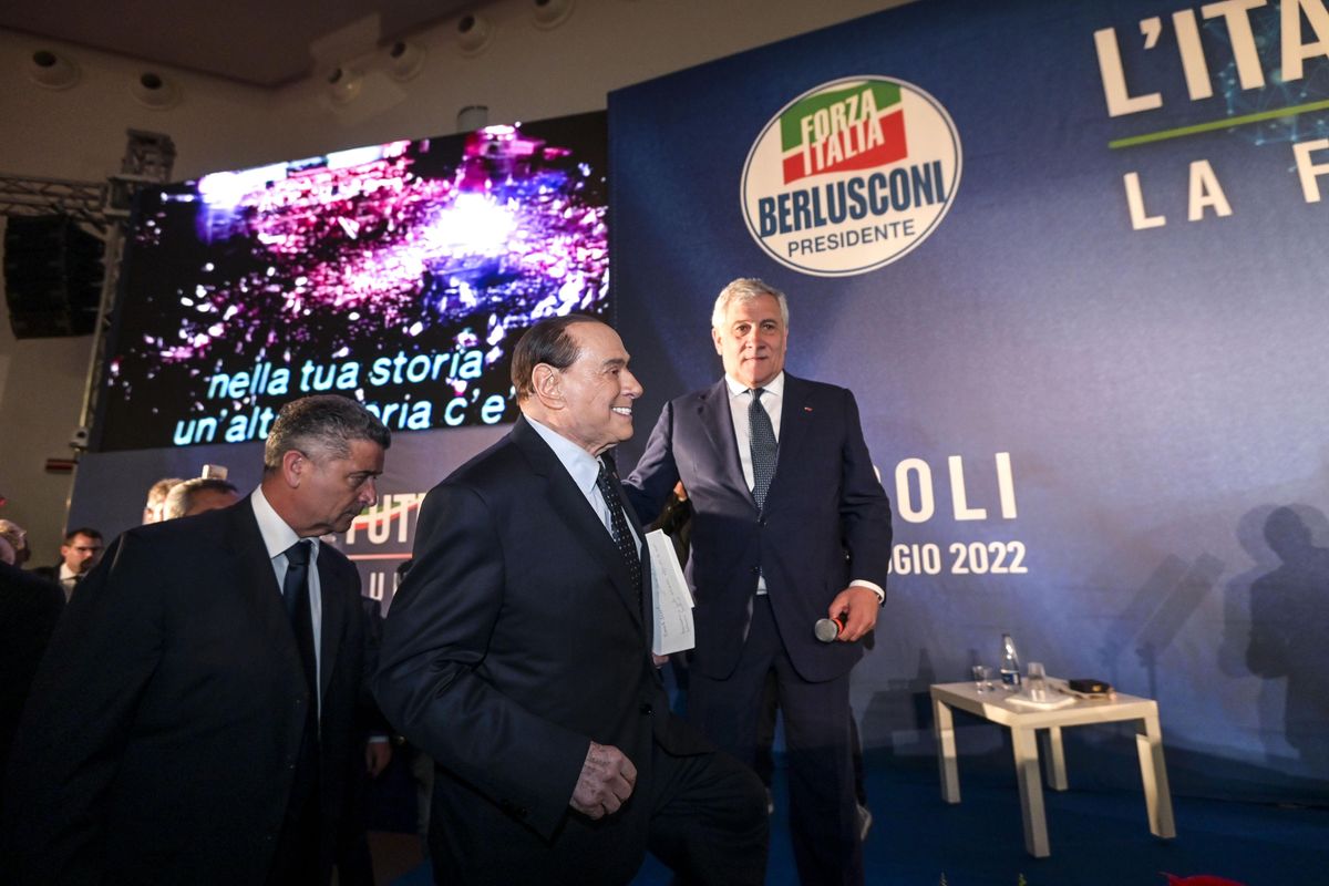 Berlusconi detta l’agenda a destra: tutti allineati sul presidenzialismo