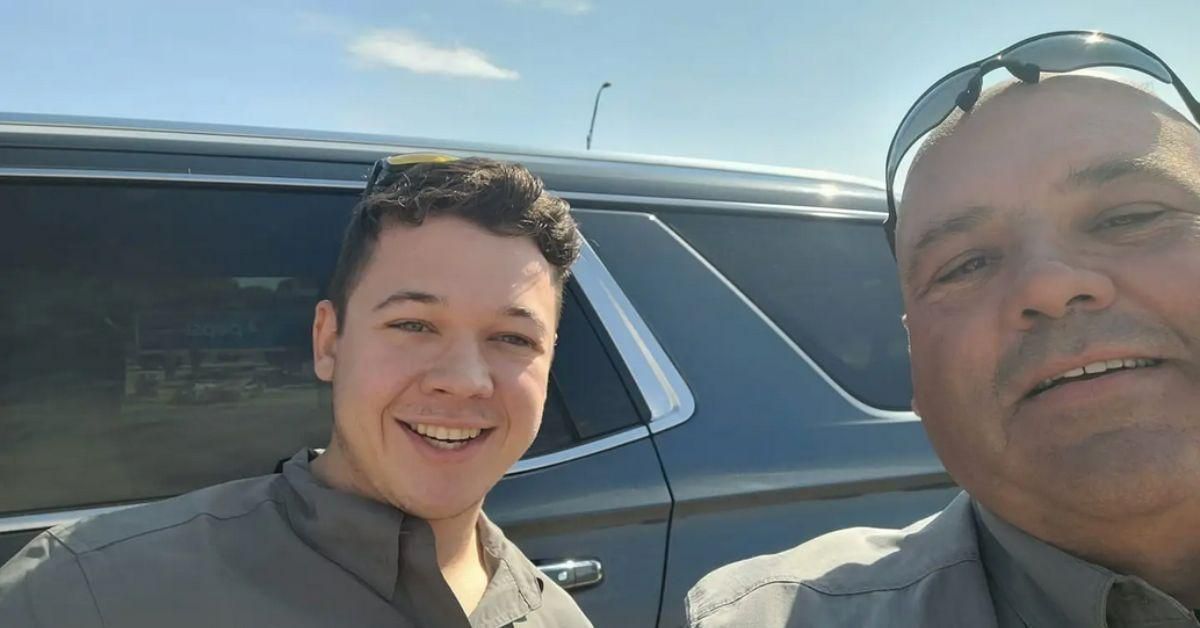 Texas Police Department Defends Posting Cop's Selfie With Kyle Rittenhouse After Swift Outrage