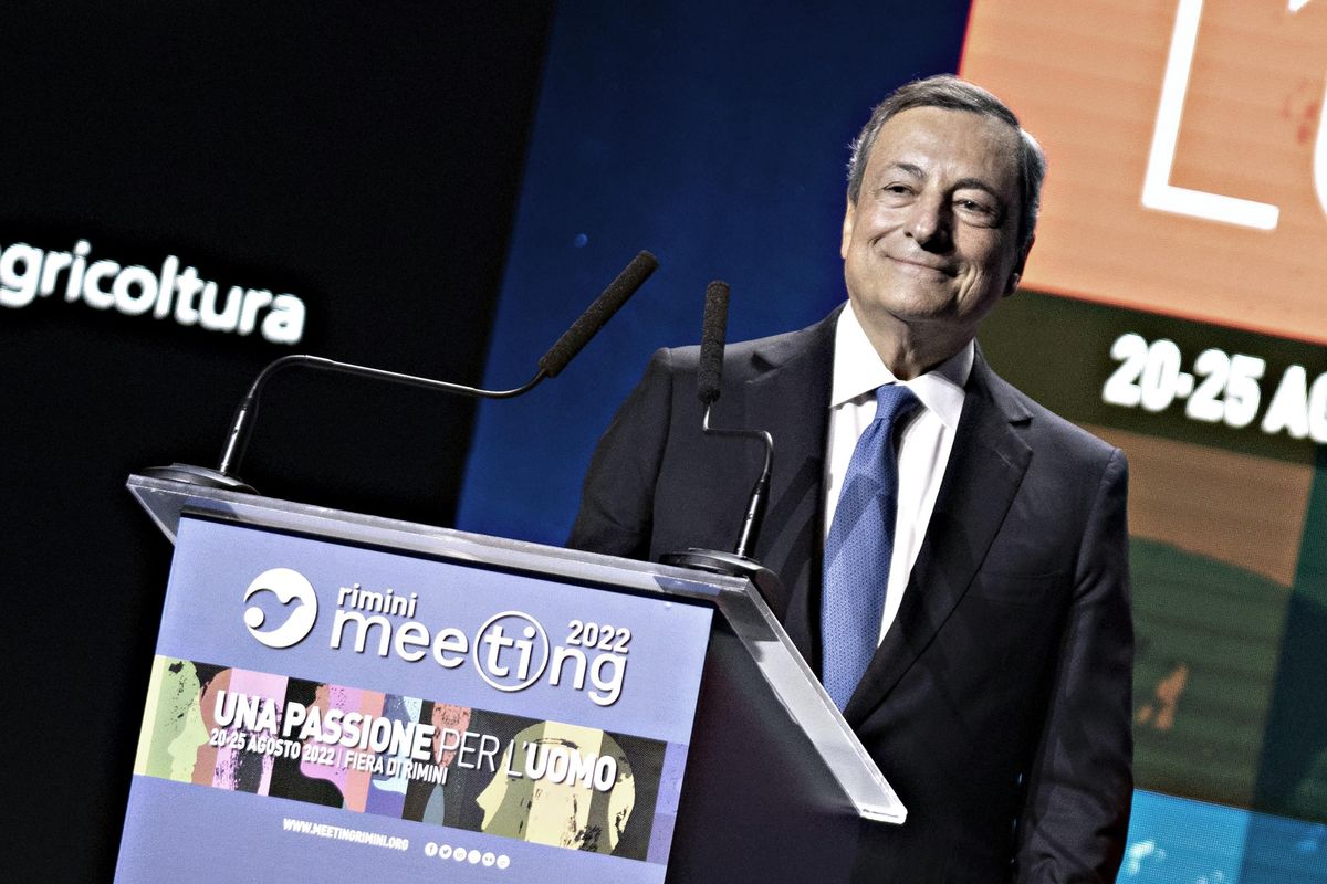 Draghi si fa il monumento: «Tutto benissimo». Come abbiamo potuto non accorgercene?