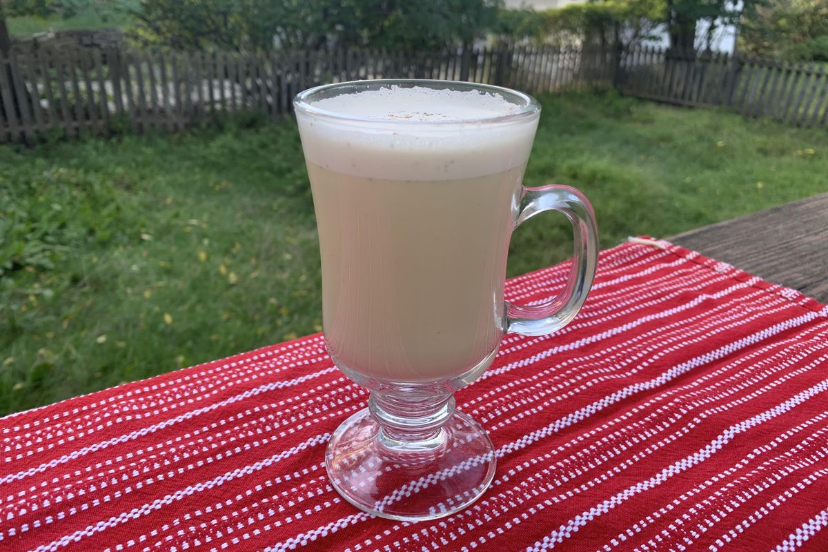 Welcome to Wonkette Happy Hour, With This Week's Cocktail, Christmas Eggnog!