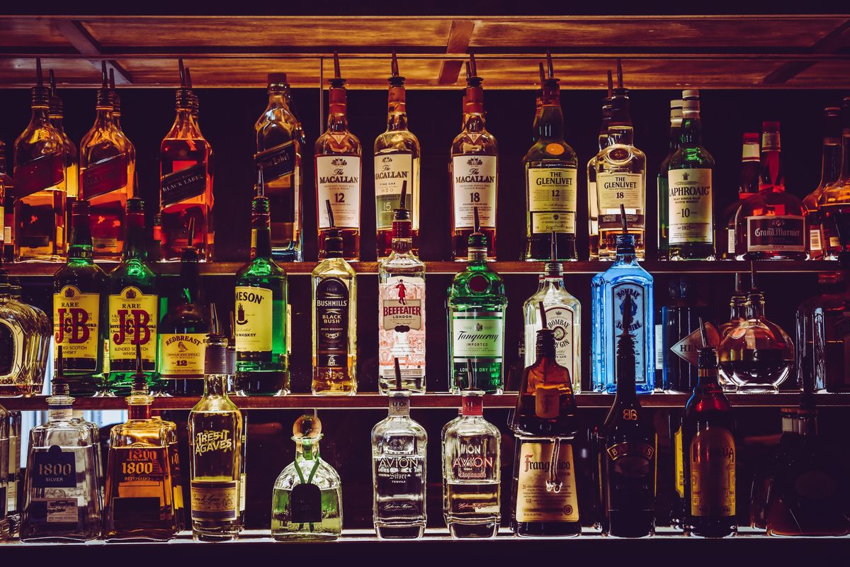 Cheers! Council approves more bars, over neighborhood objections, for the E. 11th and 12th street corridor