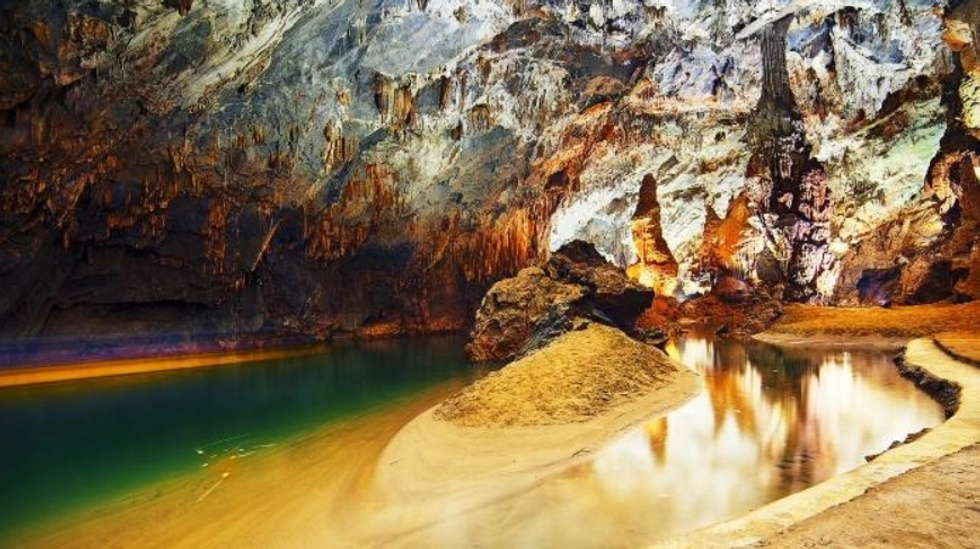 Phong Nha Cave Tour-Culture Pham Travel