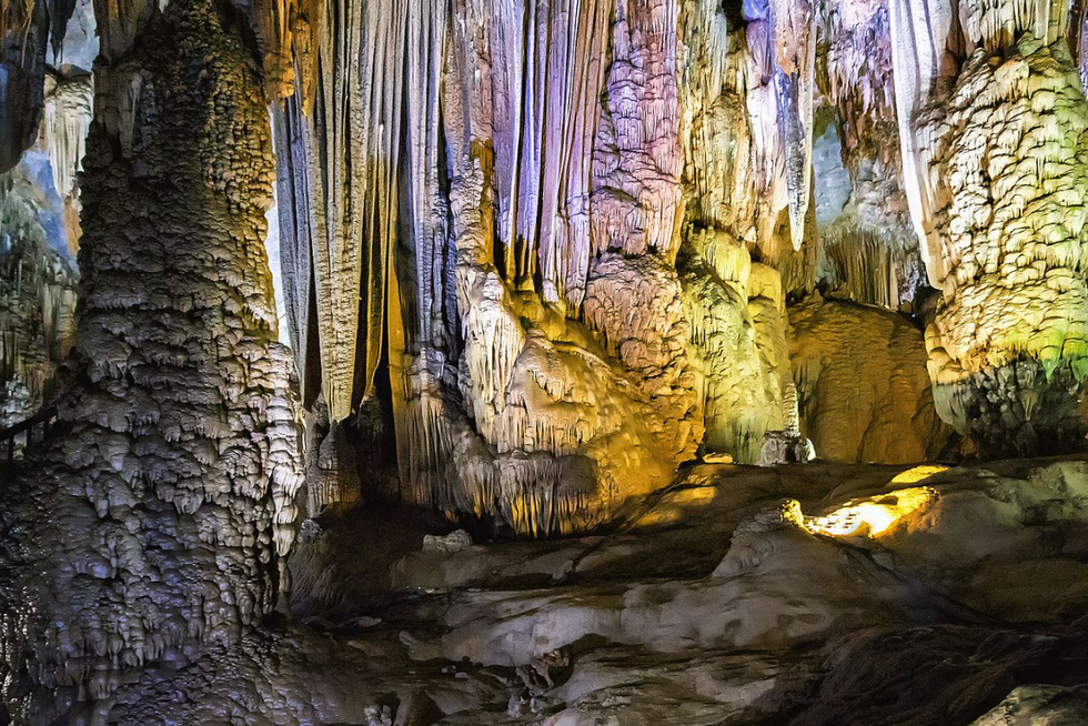 Paradise Cave and Phong Nha Cave Tour-Culture Pham Travel