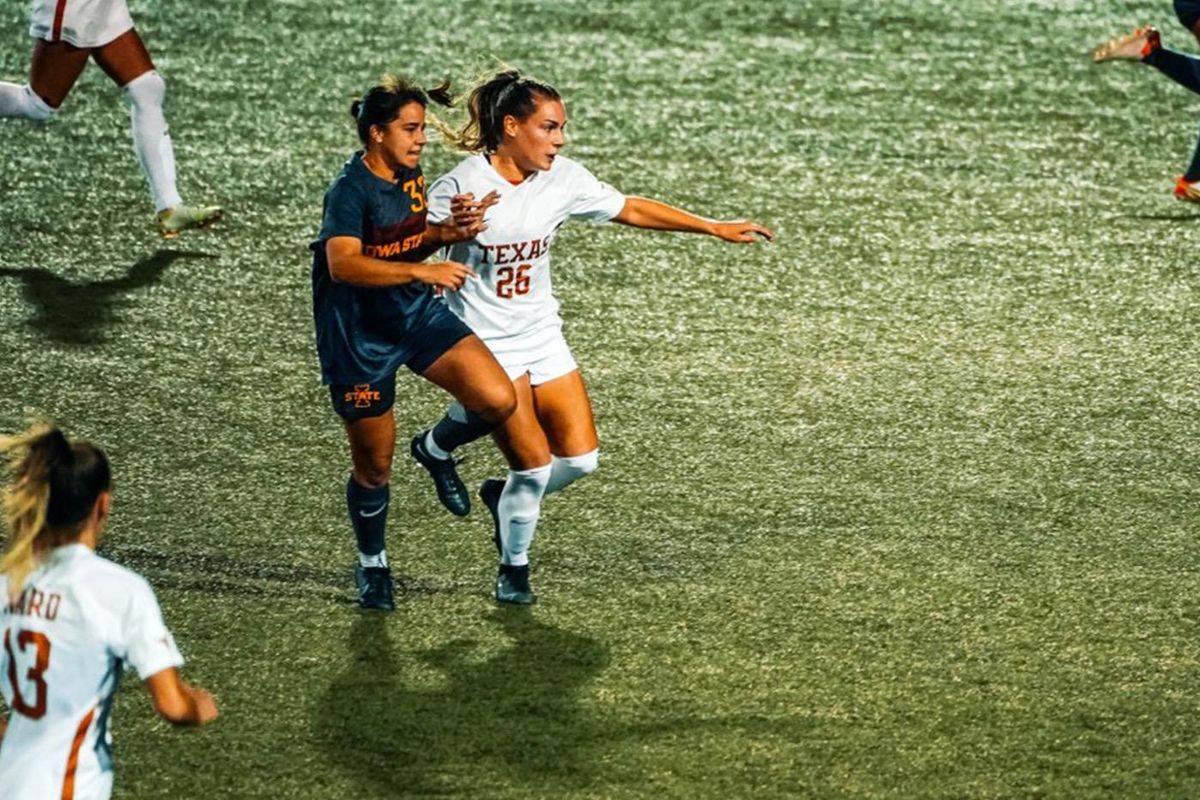 Darrell K. Royal research fund launching $500,000 study of former college athletes' brain health