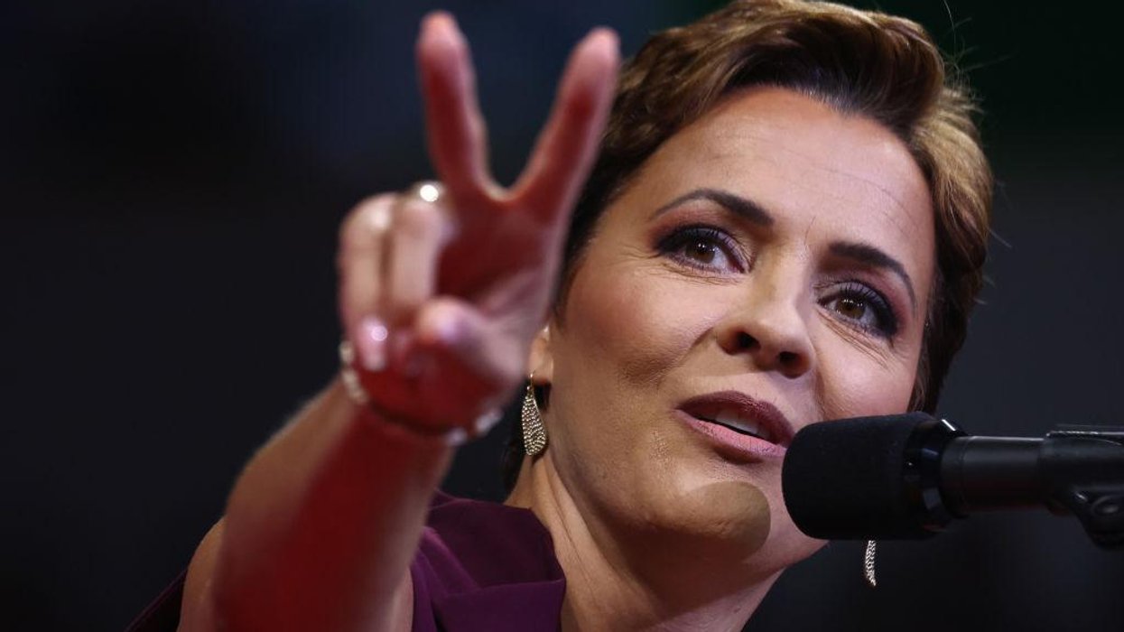 Conservatives weigh in on Kari Lake's midterm odds