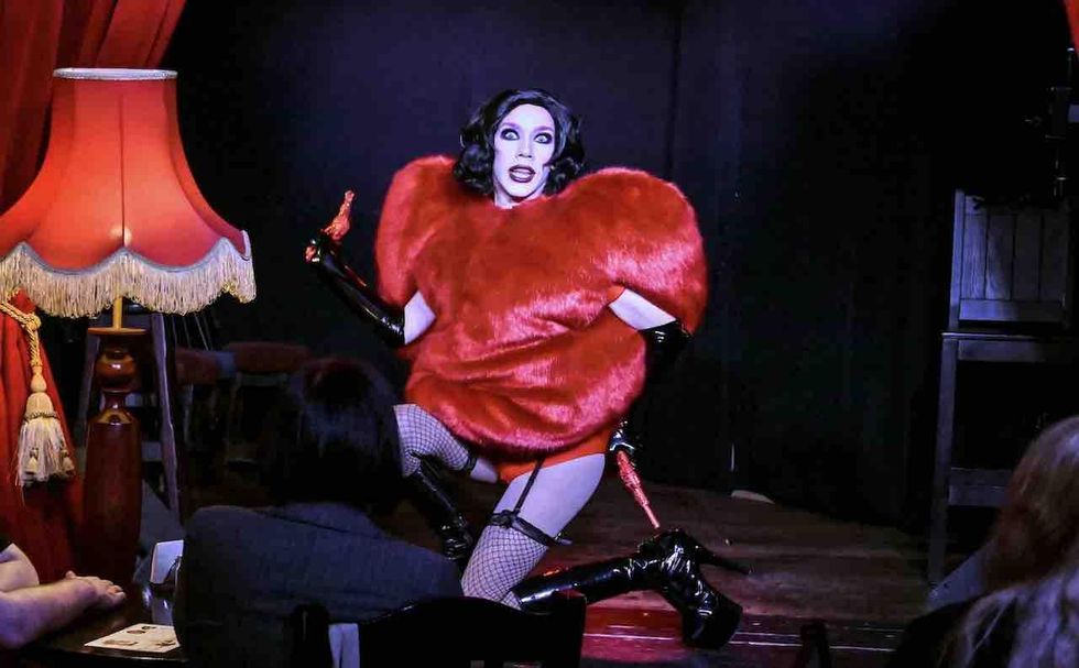 Little girl watches Texas drag show while parent is ‘outside’; drag queen tells her, ‘We got you, baby.’ Venue scraps rest of year’s drag shows over feeling ‘unsafe.’ Little girl watches Texas drag show while parent is ‘outside’; drag queen tells her, ‘We got you, baby.’ Venue scraps rest of year’s drag shows over feeling ‘unsafe.’