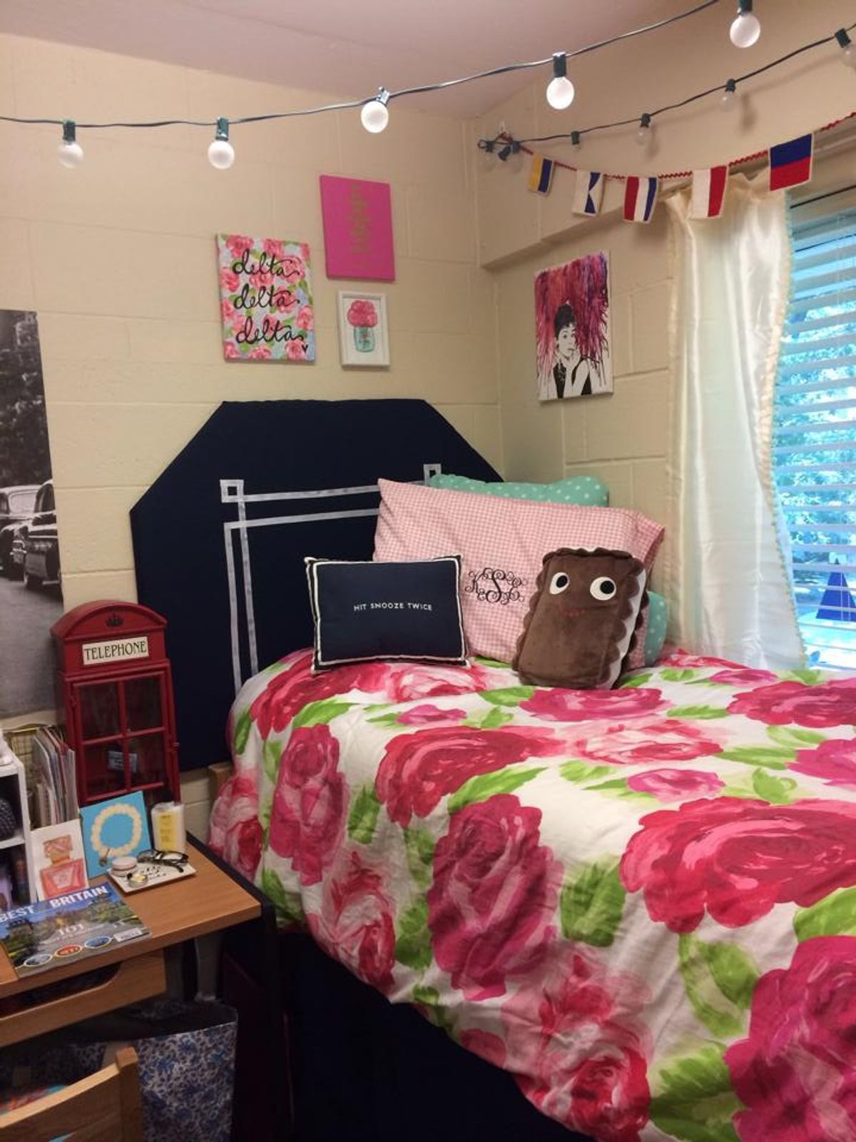 5 Ways To Spruce Up Your Dorm Room