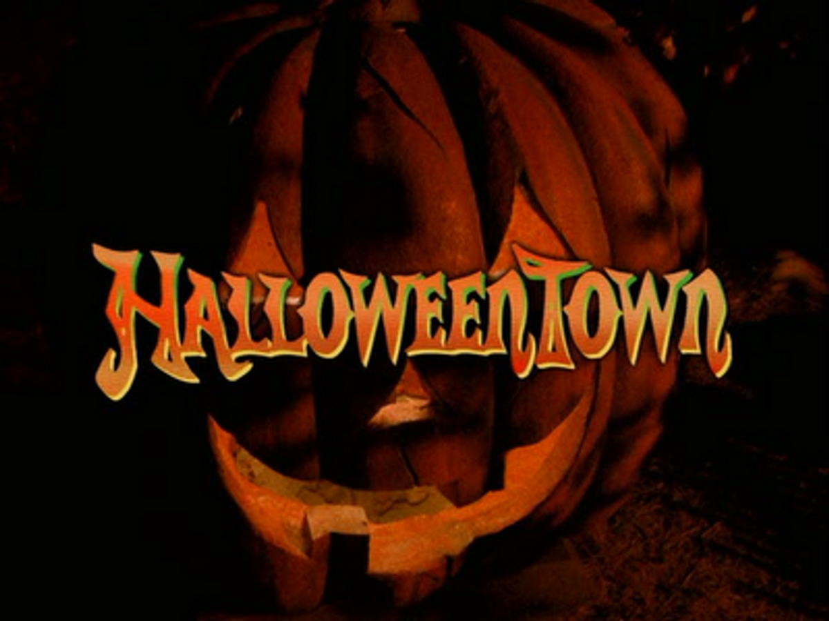 The 10 Best "Halloweentown" Quotes