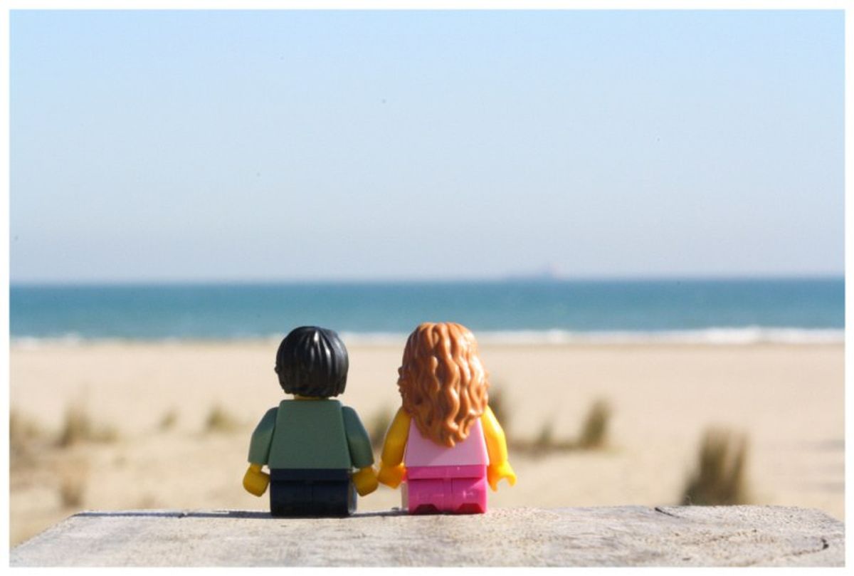 5 Awesome Things About Being In An Almost Relationship