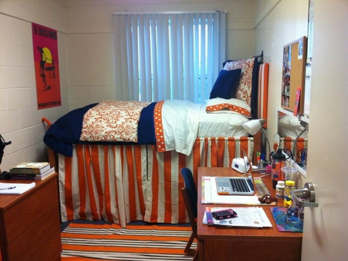 Dorm Room Essentials Nobody Tells You About