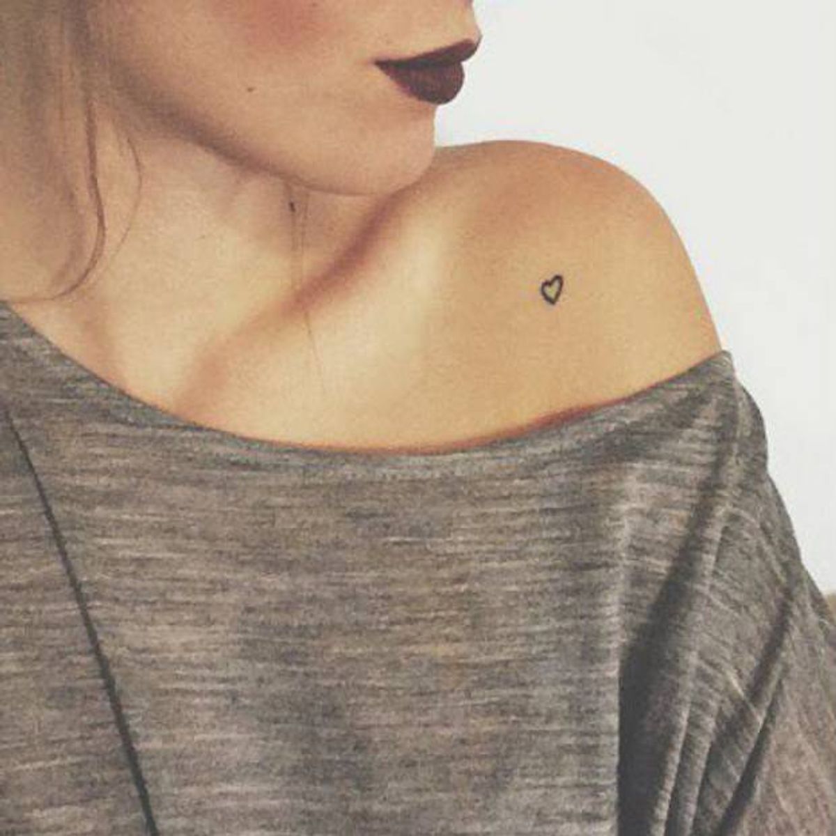 10 Tiny Tattoos For The Hopeless Romantic