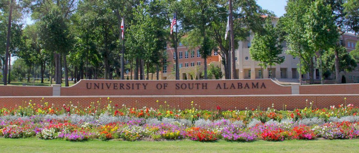 university of south alabama essay prompts
