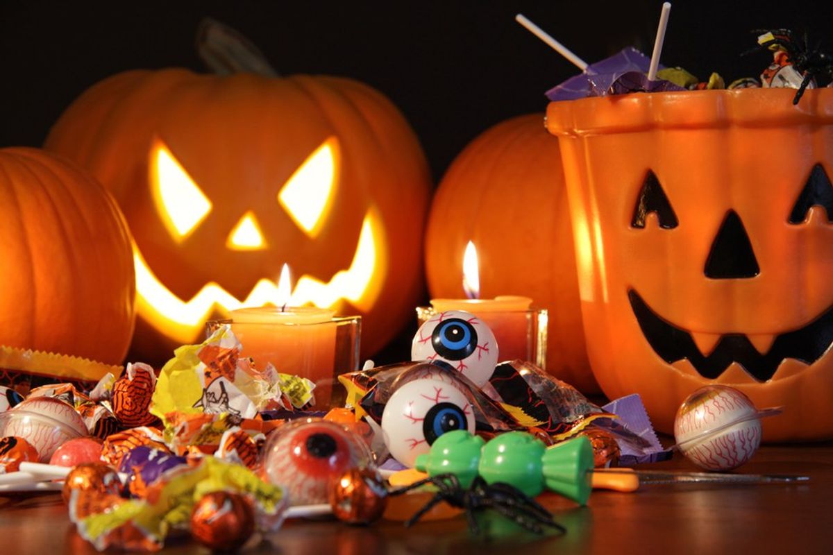 Read This If You Have A Halloween Sweet Tooth