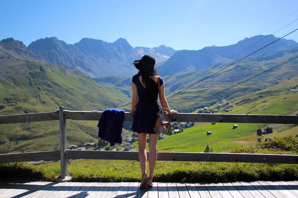 Why Everyone Should Move Somewhere Completely Alone