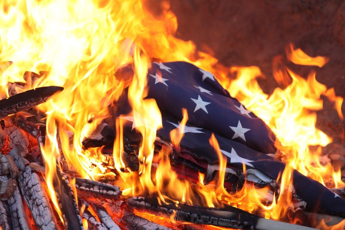 why-burning-the-american-flag-should-be-illegal