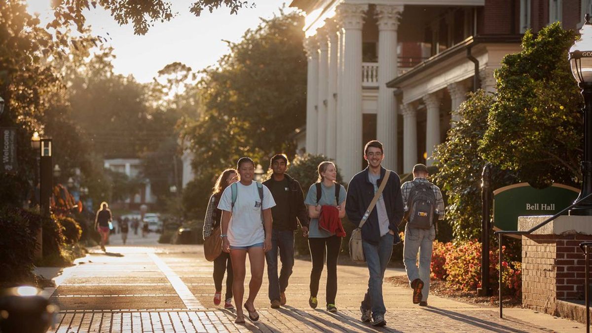 8 Signs You Are A GCSU Student