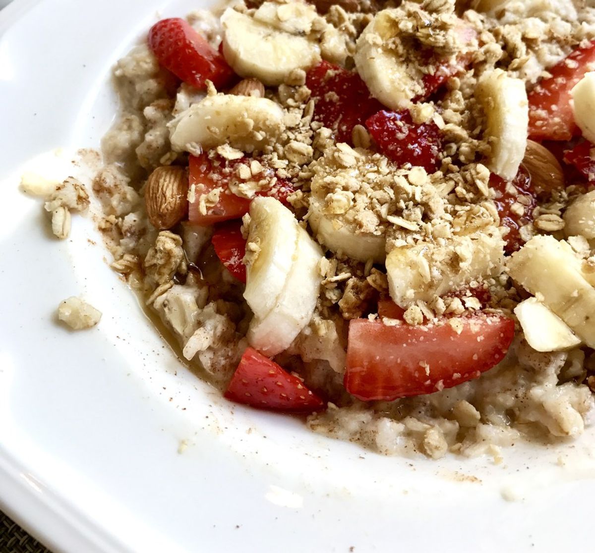 How To Make A Strawberry And Banana Protein Bowl