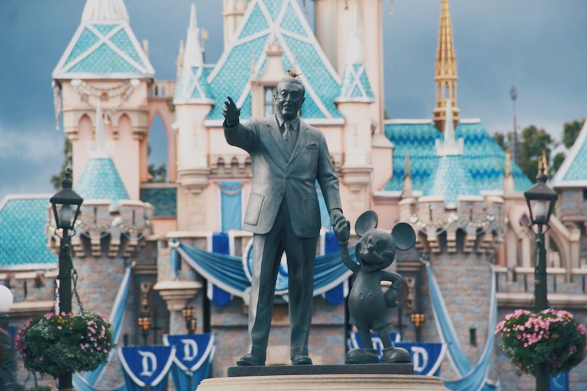 10 Facts About Disney World And Disneyland You Didn't Know