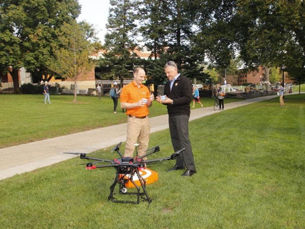 #drones being used to deliver #froyo in MI.  What's next?  #McDonalds fly by! usat.ly/2dhqtog