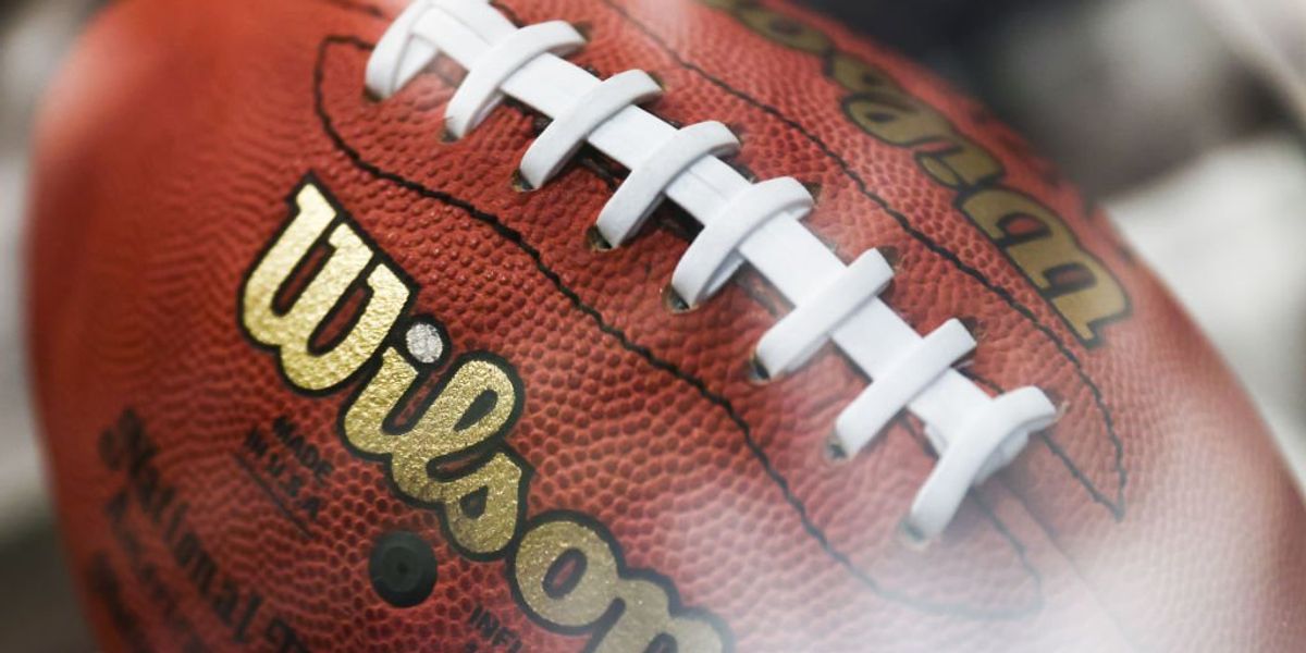 NextImg:Alabama high school band director tased, arrested after police order him to stop students' performance