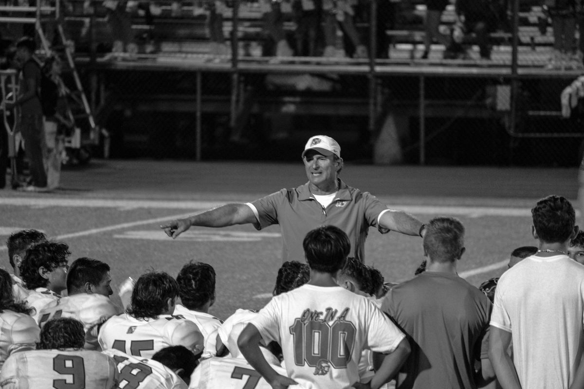 PHOTO GALLERY: Beeville hangs on to topple No. 10 Somerset