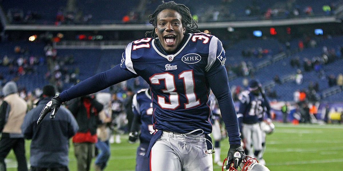 NextImg:Former NFL player missing after his mother was found dead by homicide in an Illinois creek